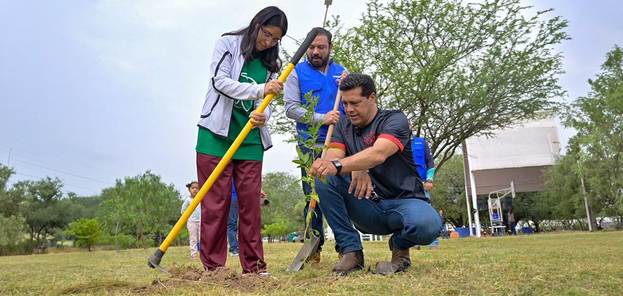 Arborización en parque Villa Sur