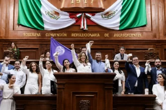 Conservadores vs. progresistas