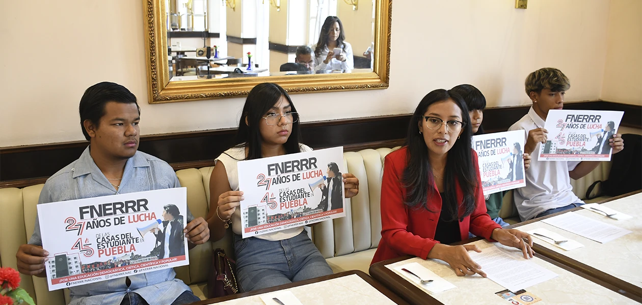 Denuncian estudiantes adheridos al FNERR crisis en el sistema educativo