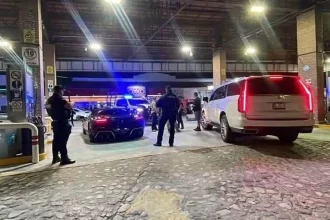 Detienen momentáneamente a Natanael Cano durante operativo en Puerto Vallarta
