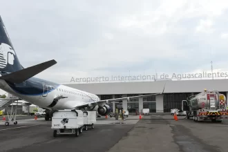 Exigen revisar tarifas y servicio de Aeroméxico en ruta a Aguascalientes
