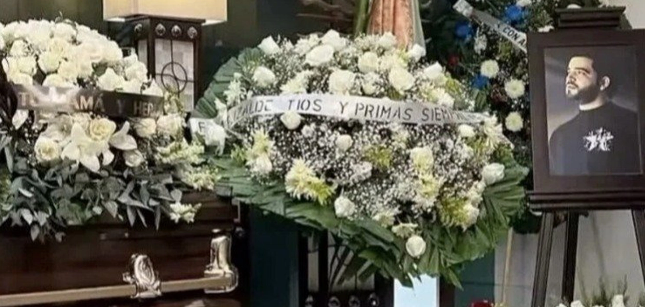 Familiares y amigos dan el último adiós al influencer César Gastélum