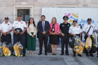 Fortalecen a Bomberos de Jesús María con nuevo equipo de vanguardia