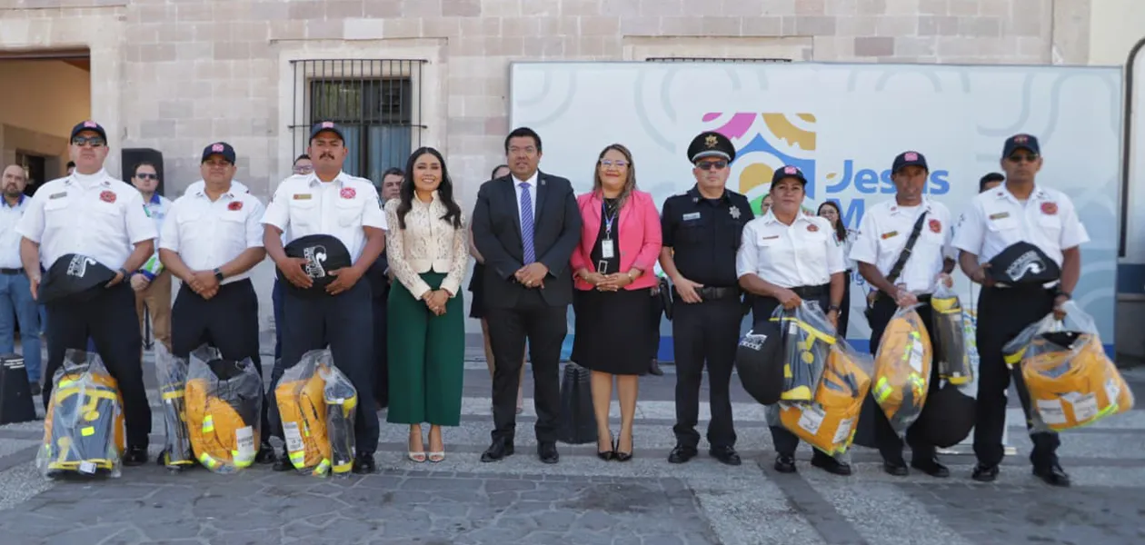 Fortalecen a Bomberos de Jesús María con nuevo equipo de vanguardia