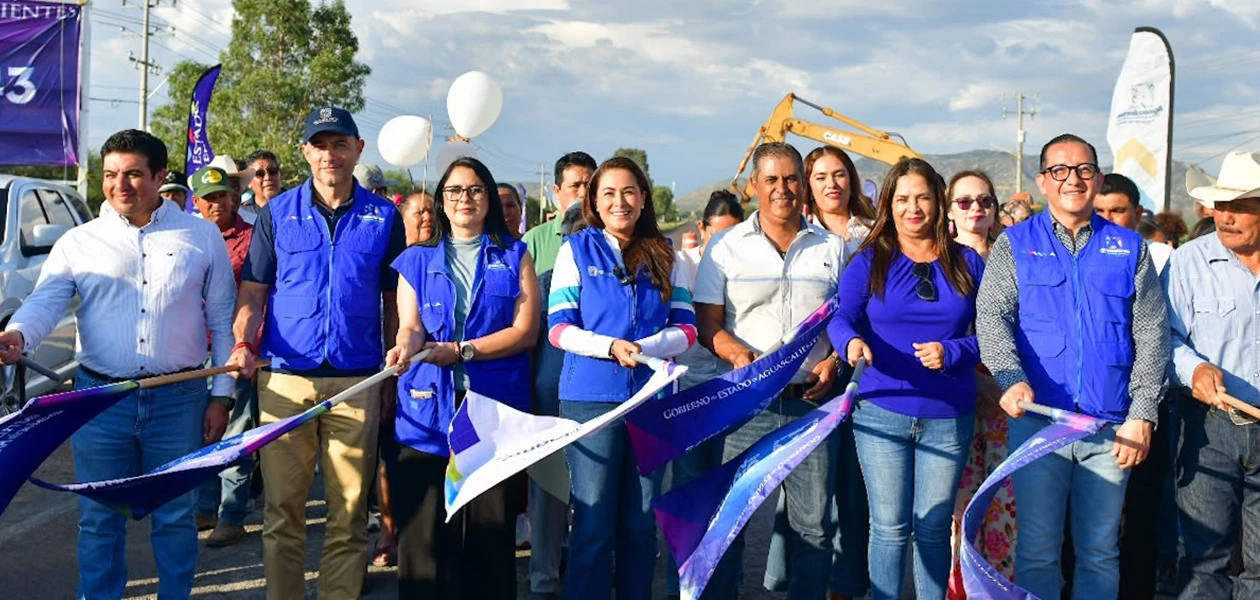 Gobernadora da banderazo a la ampliación y rehabilitación de la carretera estatal 43 en El Llano, de Los Conos hasta Palo Alto