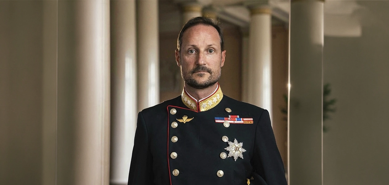 Haakon VIII pronuncia su primer discurso como rey de Noruega