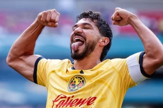 Henry Martín se acerca a las leyendas del América