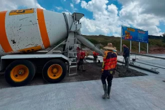 Impulsa Leo Montañez asfalto con concreto hidráulico