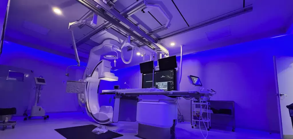 Inaugura Tere nuevo equipamiento en el HH