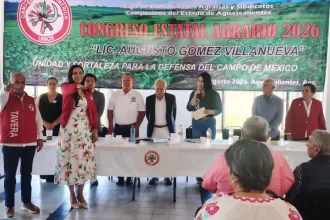 Leslie Atilano rindió protesta como nueva lideresa del PRI