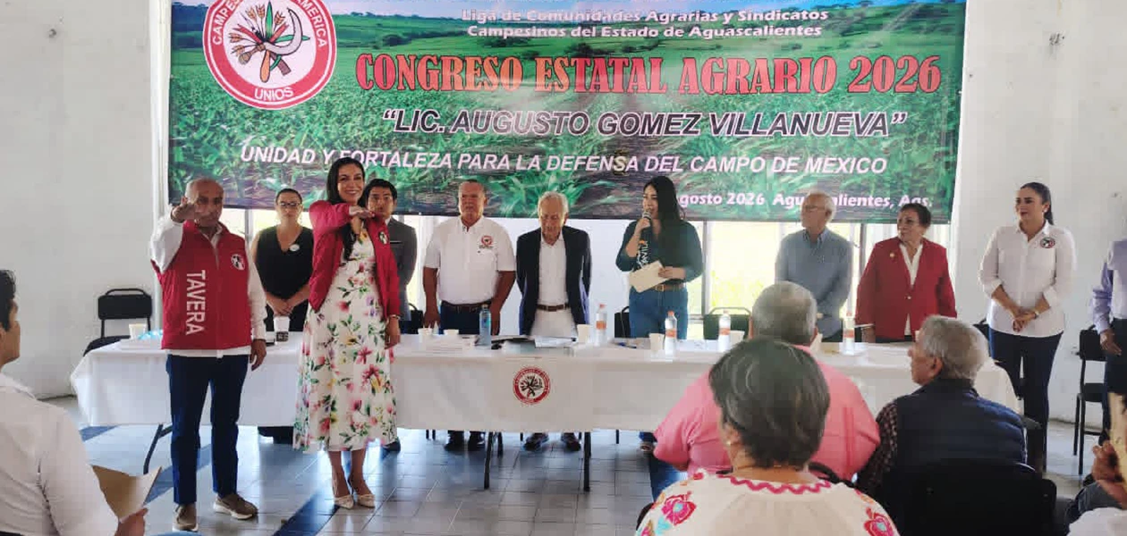 Leslie Atilano rindió protesta como nueva lideresa del PRI