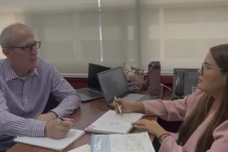 Panamericana y Northwood analizan mercado binacional de autos eléctricos