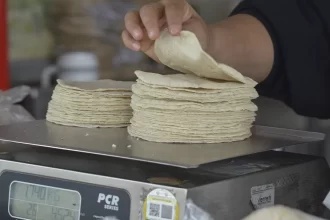 Precio de la tortilla subirá de 2 a 4 pesos por kilo