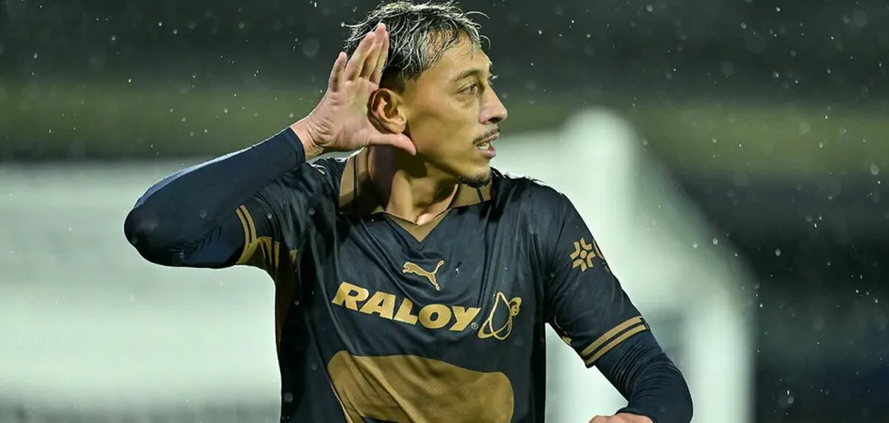 Pumas empata de manera agónica con el Necaxa