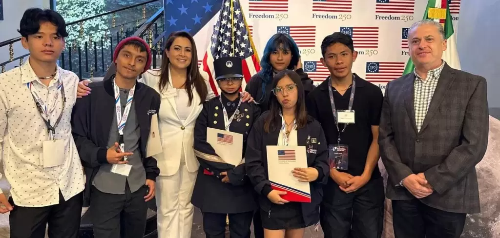 Reconoce Gobernadora a alumnos hidrocálidos que viajarán a la NASA