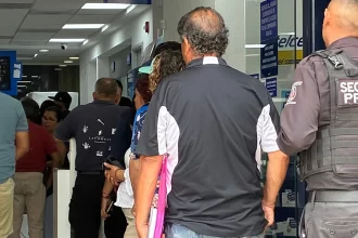 Saturan a telefónicas por líneas clausuradas