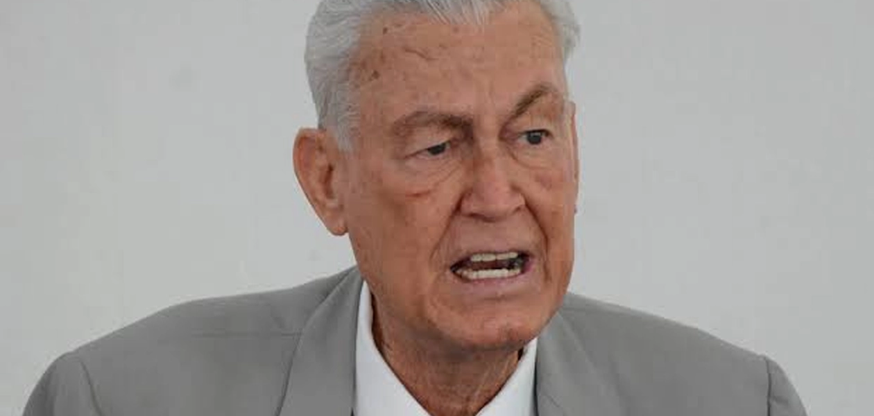 Sí nos harían un gran favor si regresaran a los 50 mil choferes rechazados por no hablar inglés: Roberto Díaz