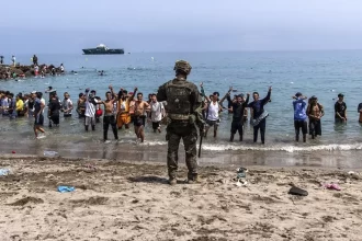 Sube a 72 cifra de muertos por intento masivo de entrar a Ceuta en España
