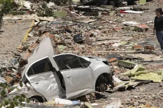 Suman 254 muertos por sismo en Colombia