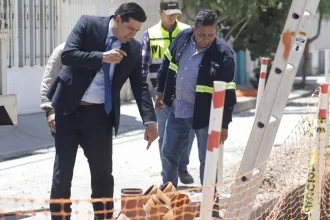Supervisa Leo Montañez rehabilitación de alcantarillado en la colonia San Marcos