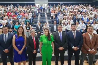 Tere en Foro Nacional de Salud ONIESS