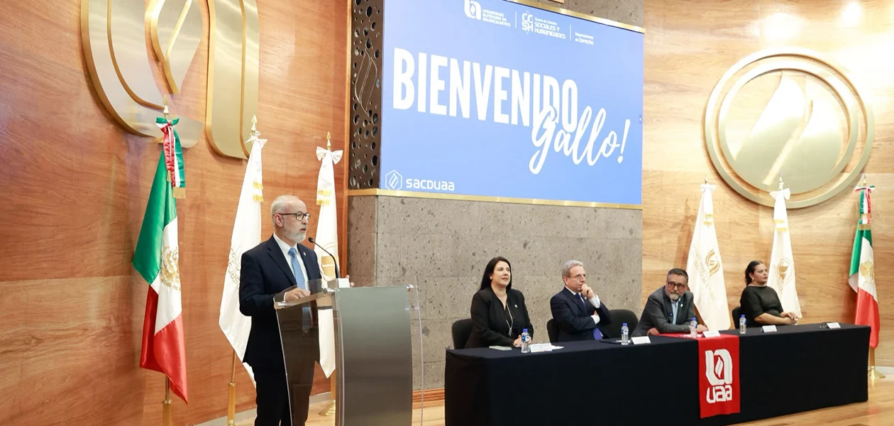 UAA acerca a estudiantes de Derecho con el ejercicio profesional