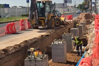 hacen puente peatonal en la España