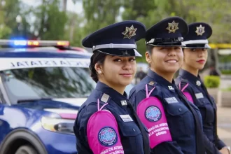 Policía Rosa: Entorno Seguro y Armónico