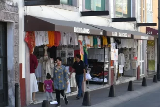Aguardan comerciantes mejor índice de ventas para San Valentín