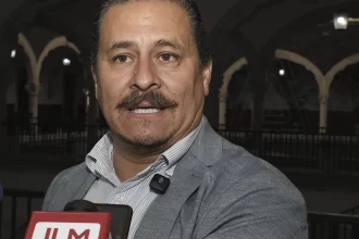 Avance en la construcción de 100 paradas para el servicio de las orugas eléctricas