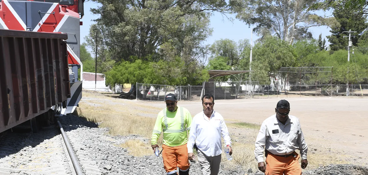 Doble aumento salarial para los ferrocarrileros