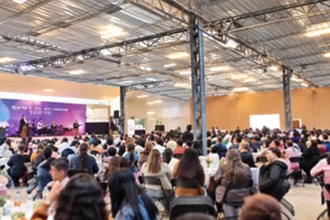 Entrega TJ mobiliario y equipo para fortalecer comederos del DIF