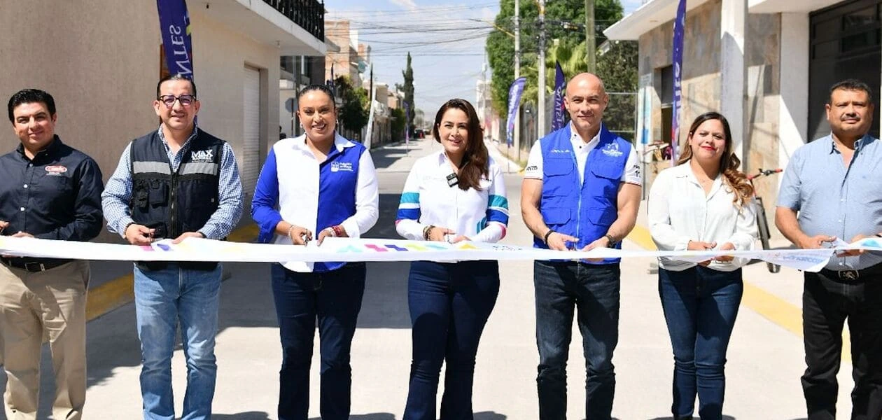 Entregó TJ obras de pavimentación con hidráulico en Pabellón