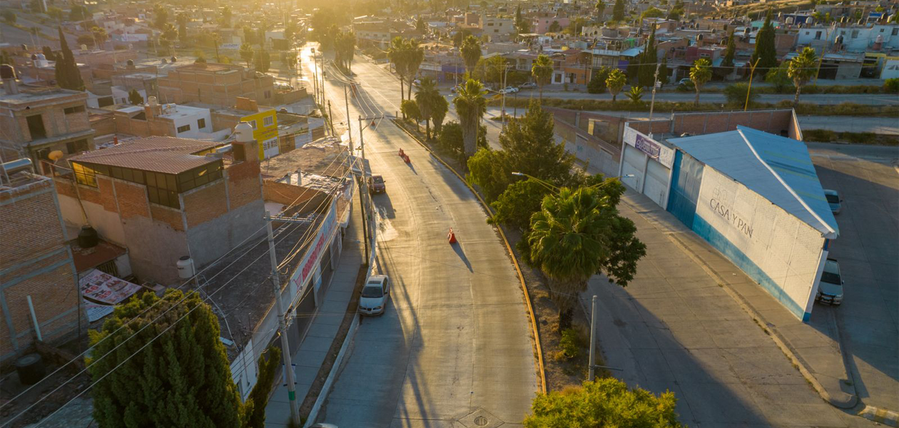Impulsa Leo rehabilitación de 100 vialidades en la capital