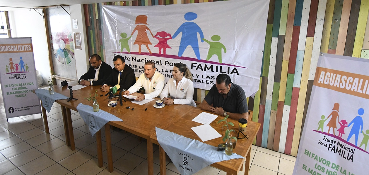 La escuela no es para adoctrinar- Frente por la Familia